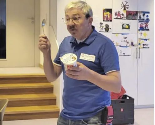 Eventfoto Stephan Thomas beim Vortrag in der SHG Bürstadt